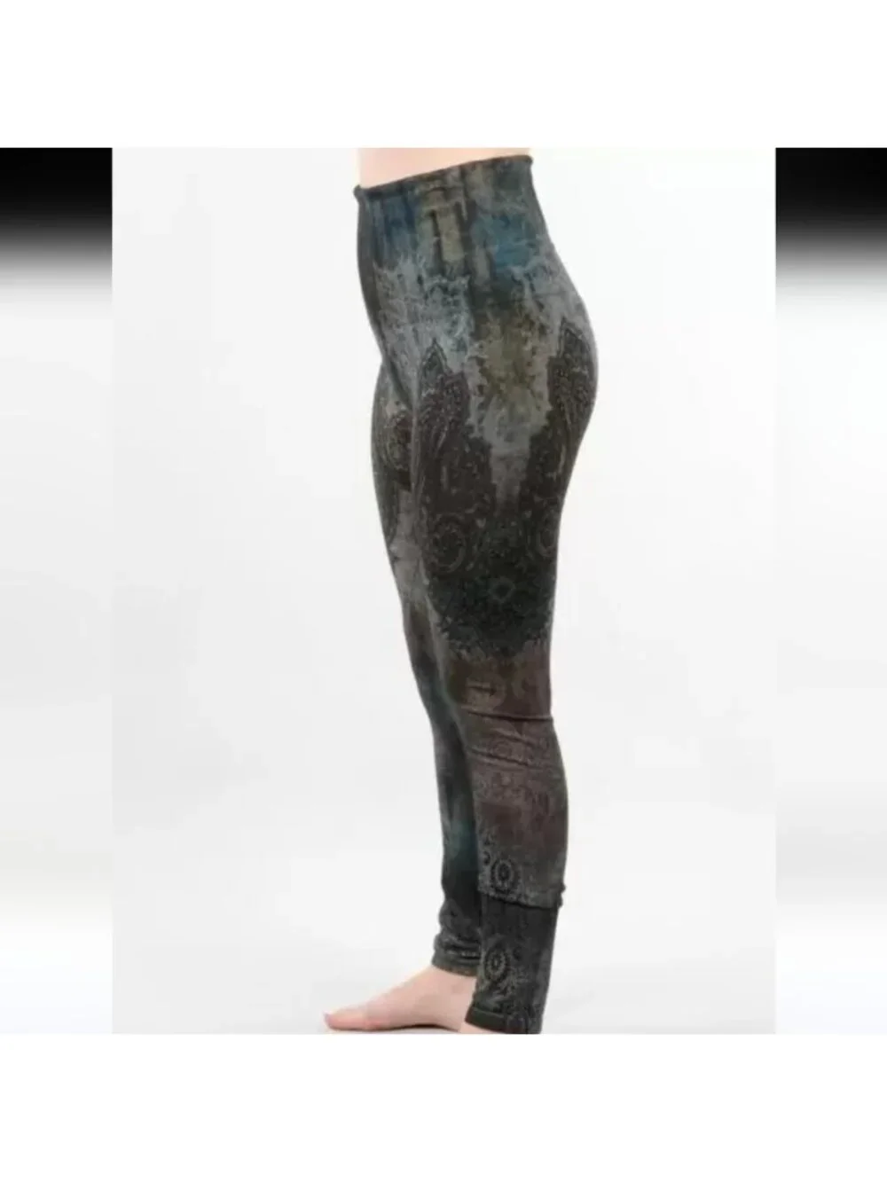 Shannon Passero High Waist Legging - Charcoal Paisley